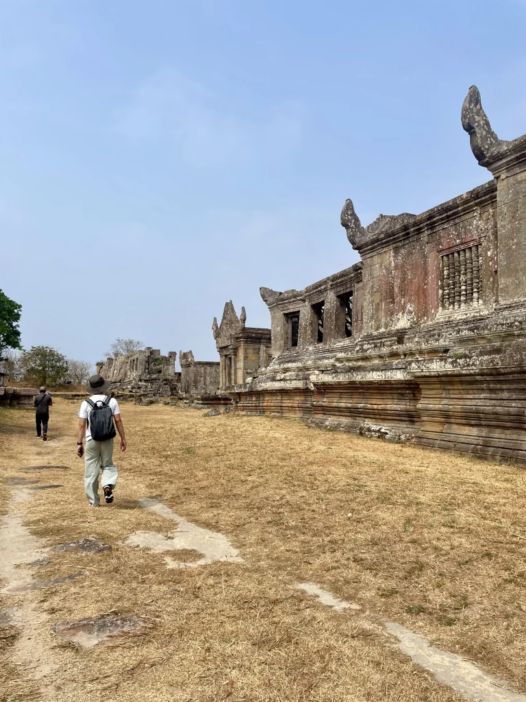 プレアヴィヒア寺院